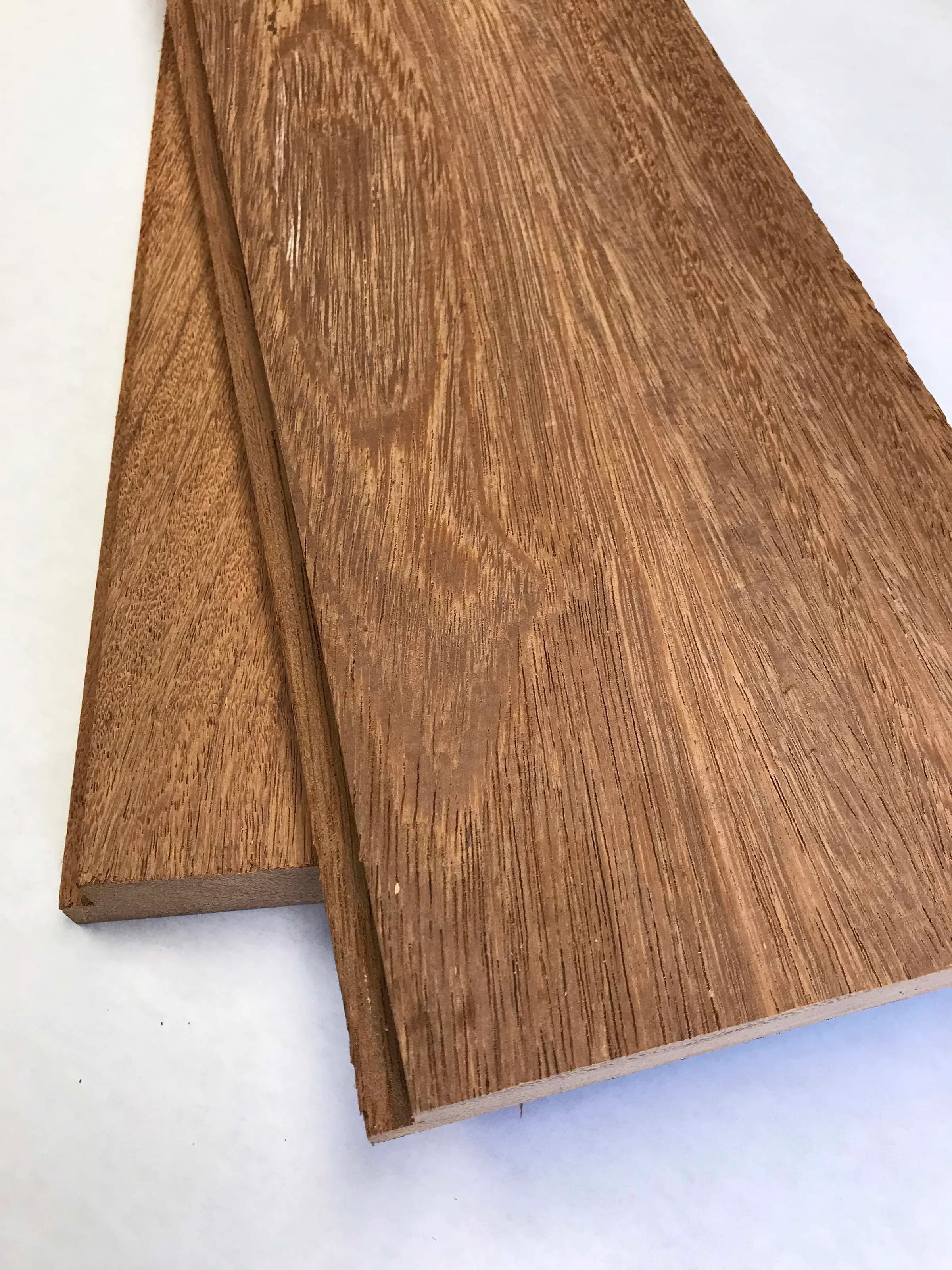 Angelim Pedra Brazilian Apitong shiplap trailer decking — banded for shipment